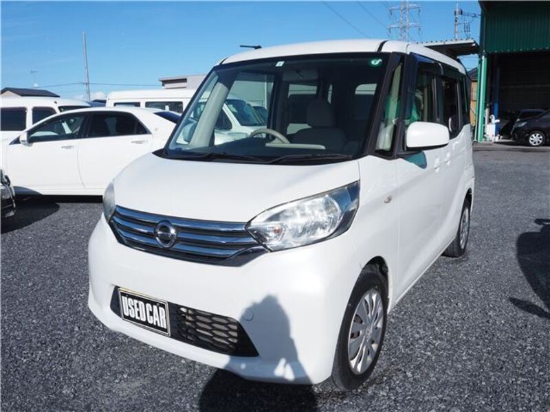 NISSAN DAYZ ROOX