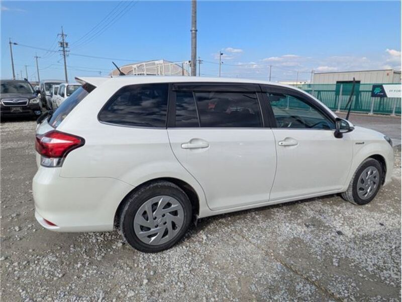COROLLA FIELDER