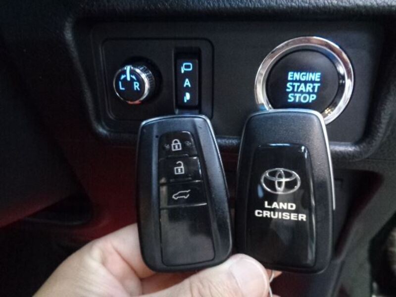 LAND CRUISER PRADO