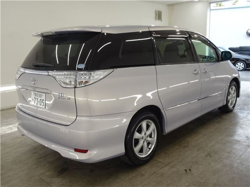 ESTIMA HYBRID