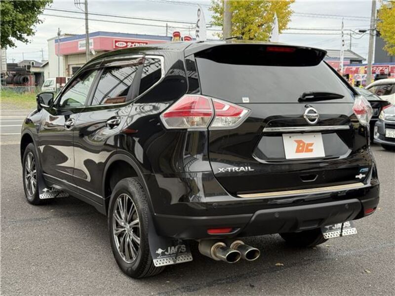 X-TRAIL