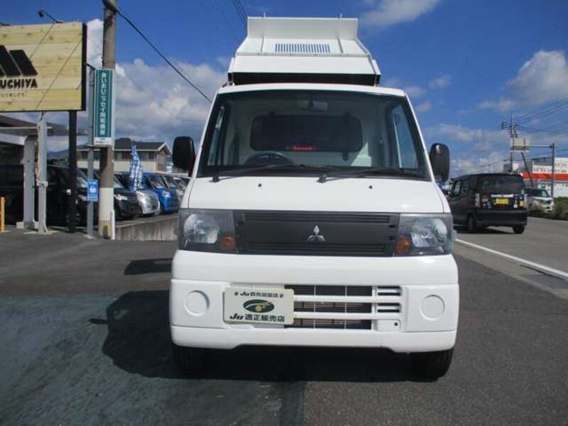 MINICAB TRUCK