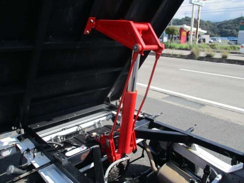 MINICAB TRUCK