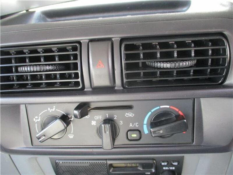 MINICAB TRUCK