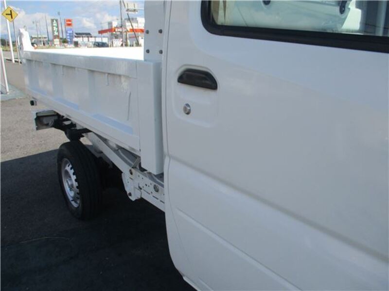 MINICAB TRUCK