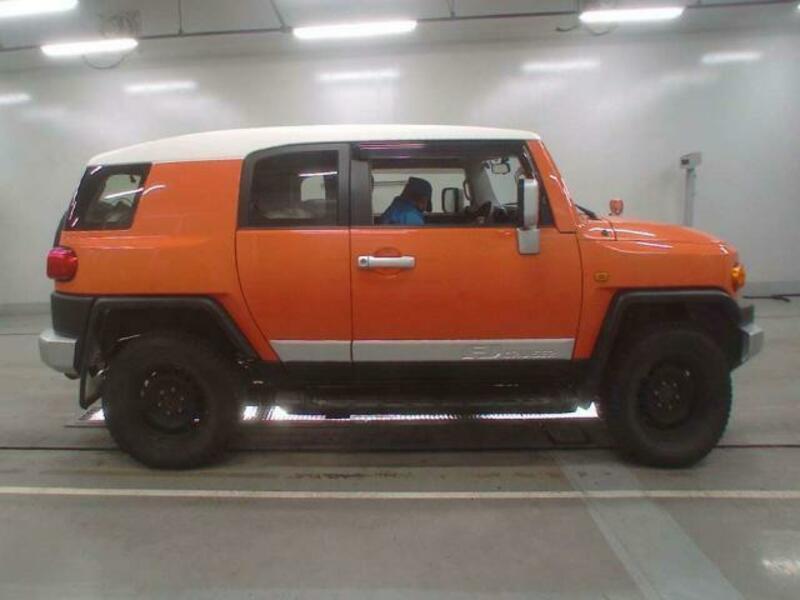 FJ CRUISER-3