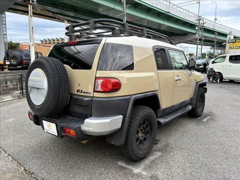 FJ CRUISER