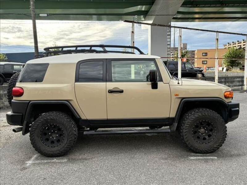 FJ CRUISER