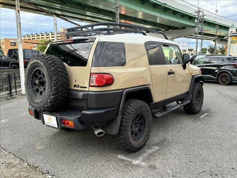FJ CRUISER