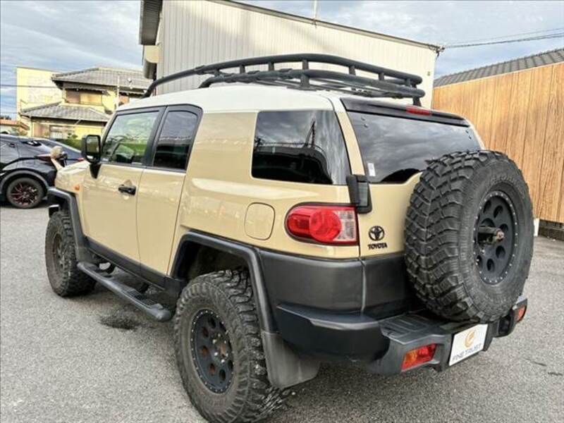 FJ CRUISER