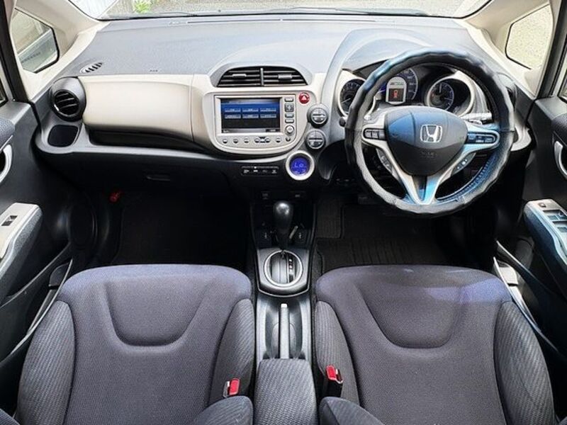 FIT HYBRID