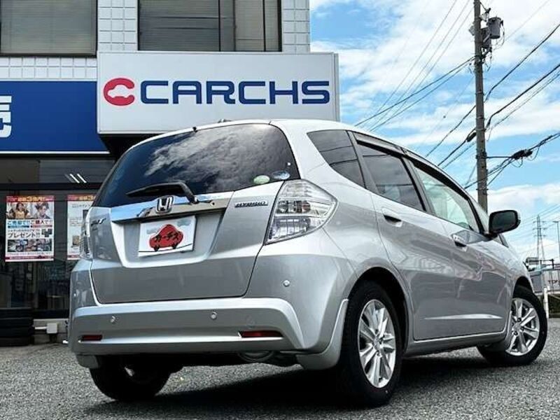 FIT HYBRID