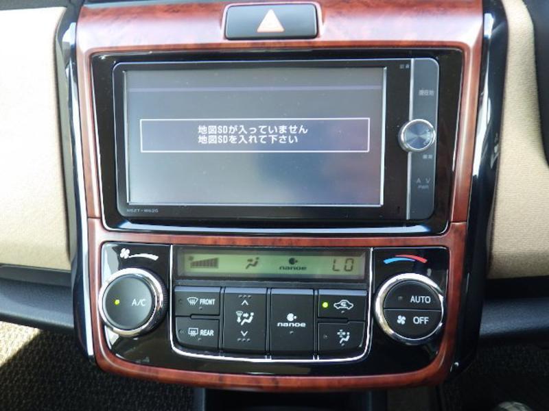 COROLLA AXIO