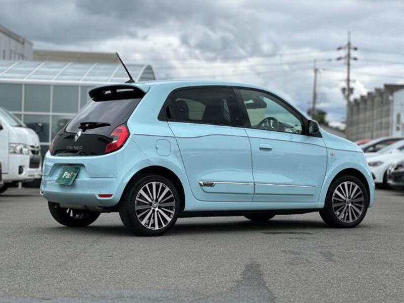 TWINGO