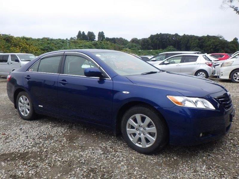 TOYOTA CAMRY