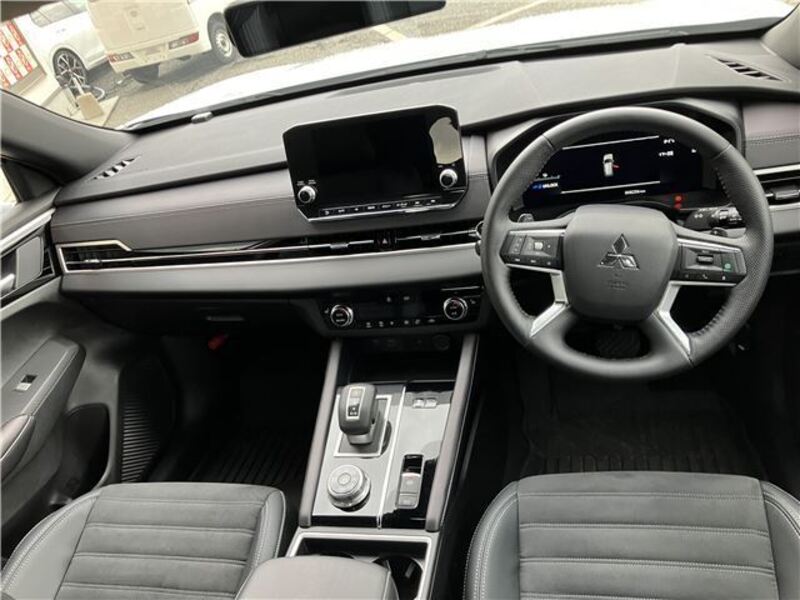OUTLANDER PHEV