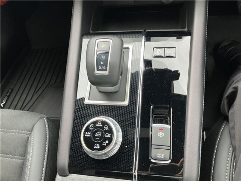 OUTLANDER PHEV
