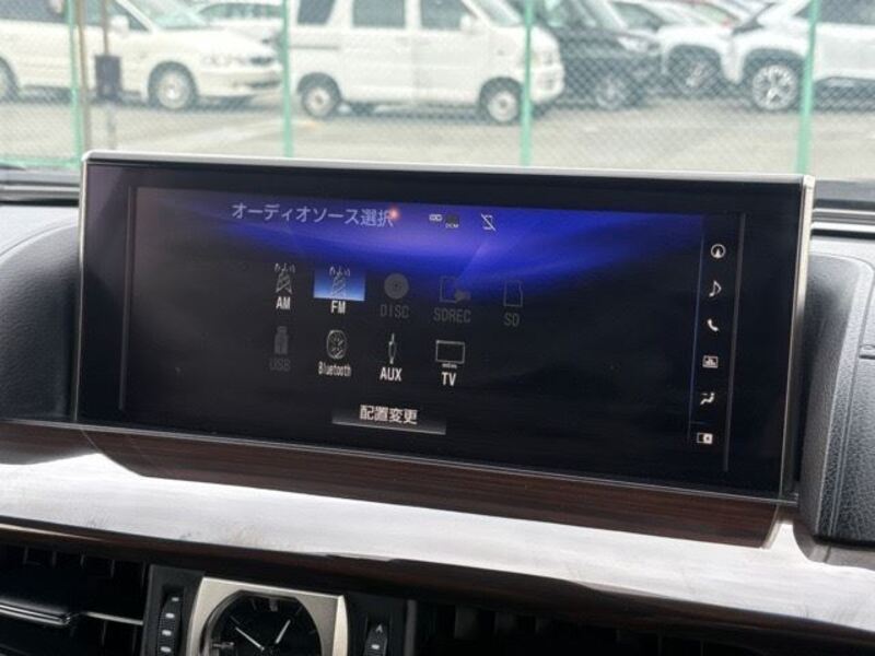 LX