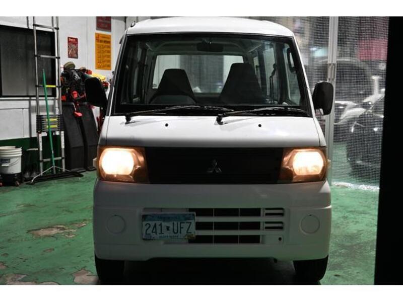 MINICAB VAN