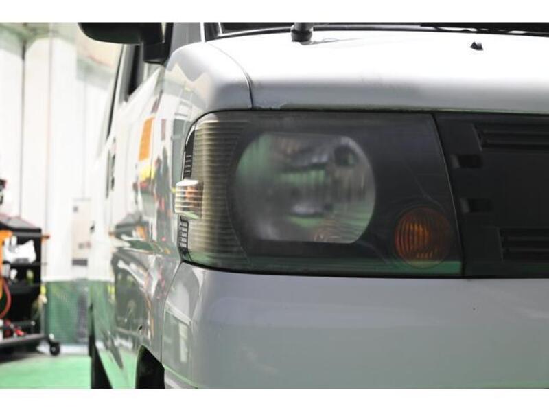 MINICAB VAN
