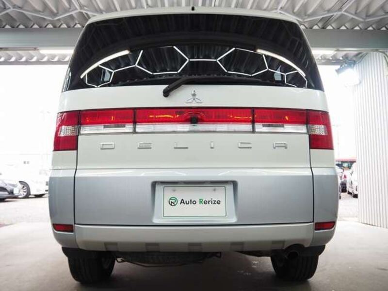 DELICA D5