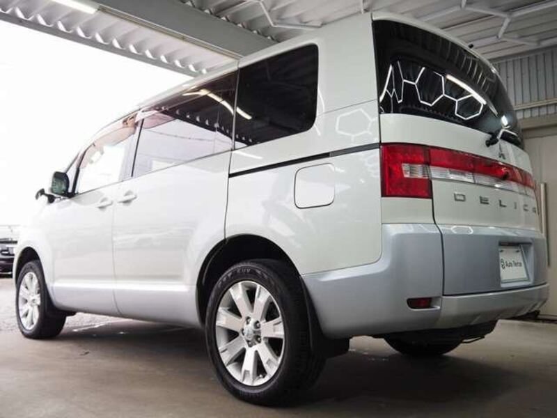 DELICA D5