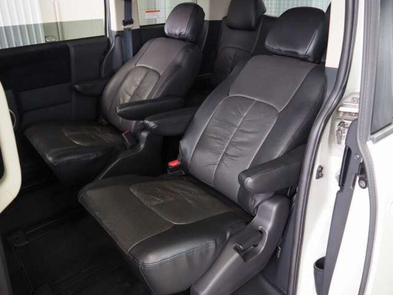 DELICA D5