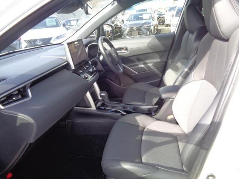 COROLLA CROSS