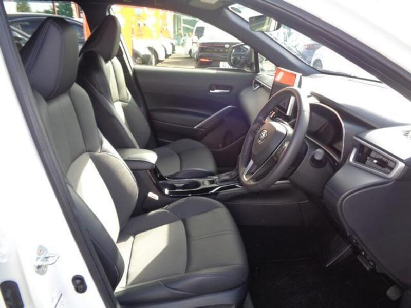 COROLLA CROSS