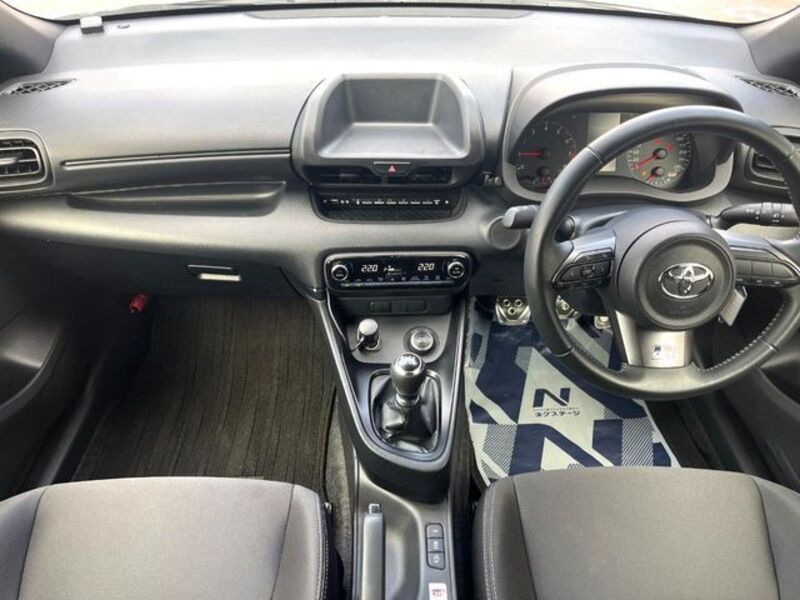 GR YARIS