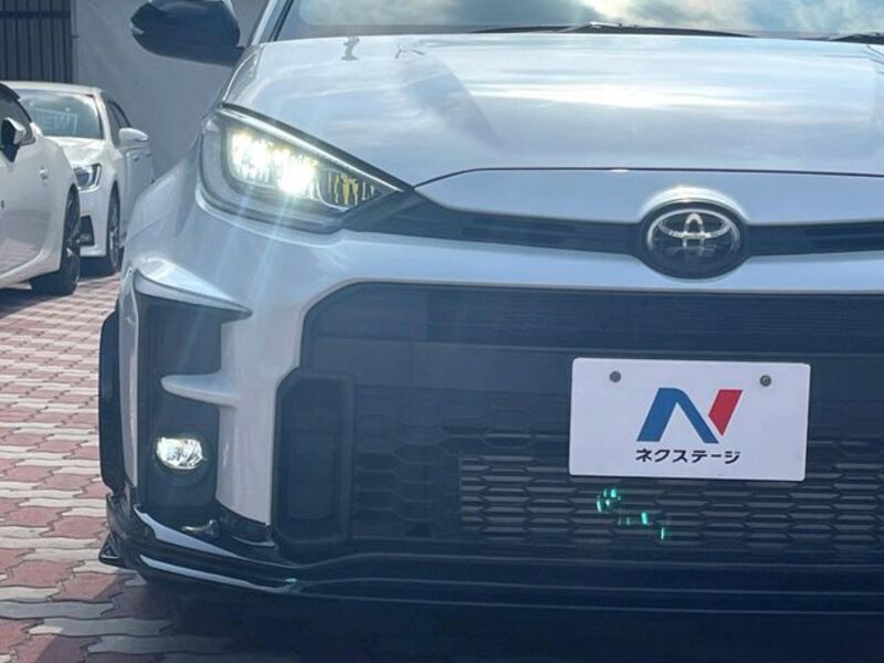 GR YARIS