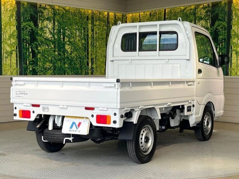 CLIPPER TRUCK