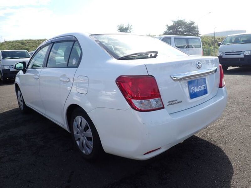 COROLLA AXIO