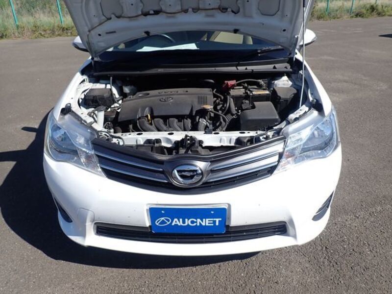 COROLLA AXIO