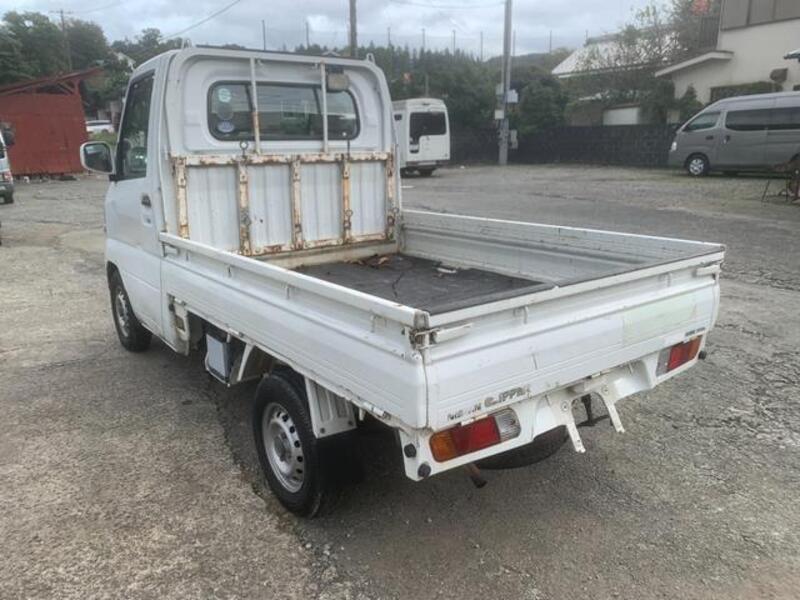 CLIPPER TRUCK