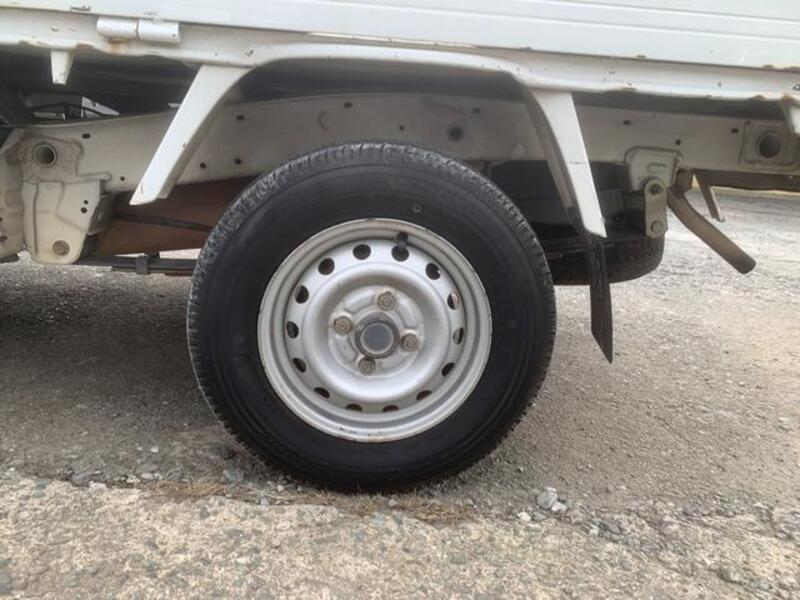 CLIPPER TRUCK