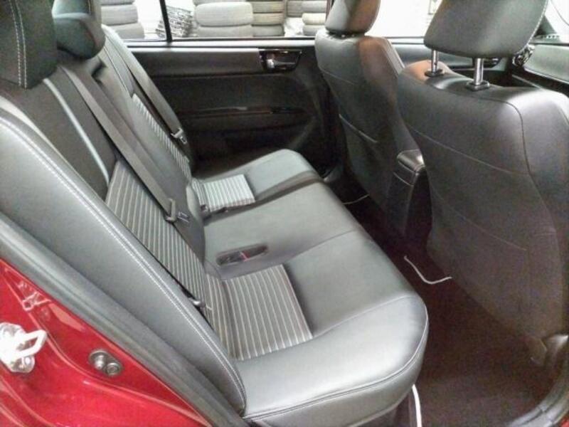 COROLLA AXIO