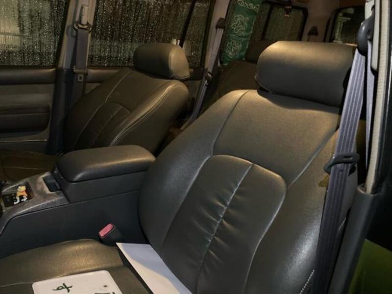 LAND CRUISER