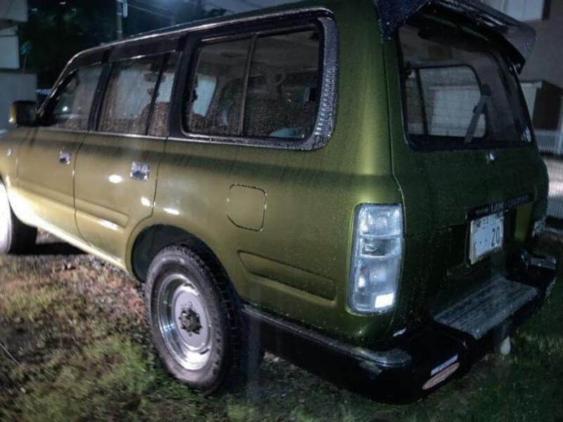 LAND CRUISER