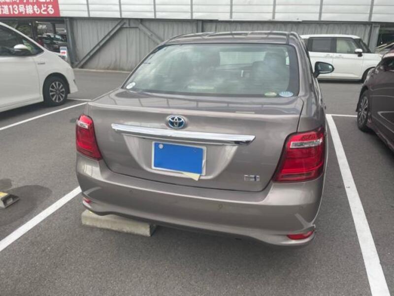 COROLLA AXIO