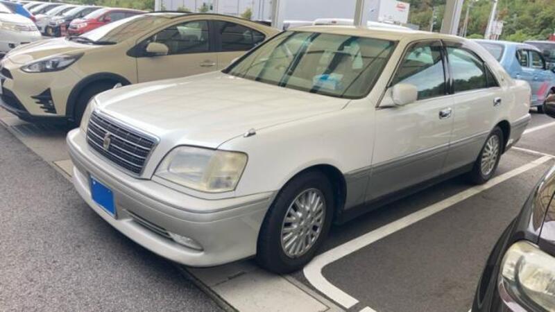 TOYOTA CROWN
