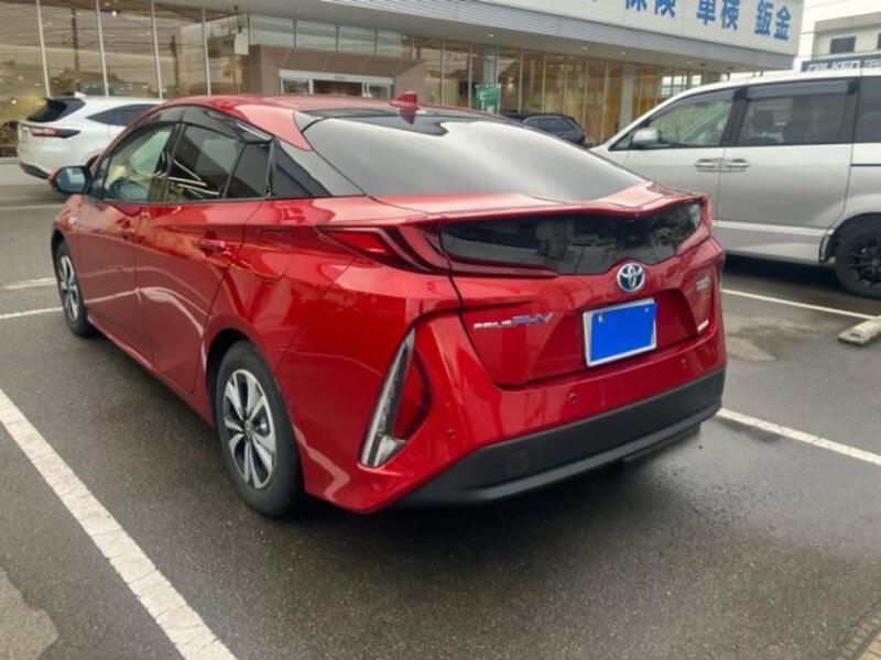 PRIUS PHV