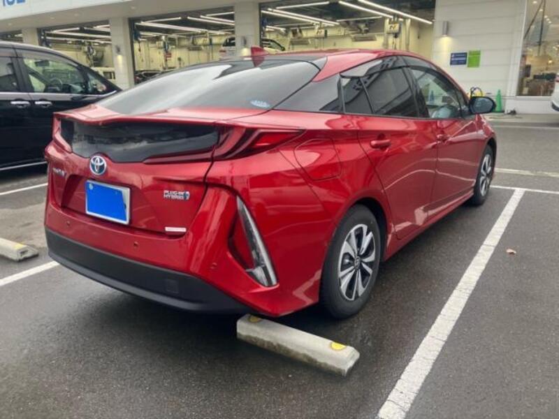 PRIUS PHV