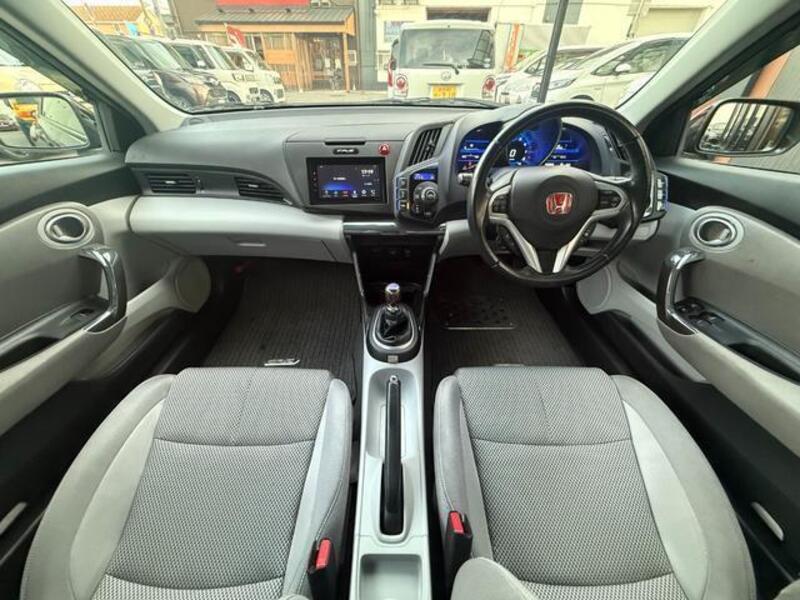 CR-Z