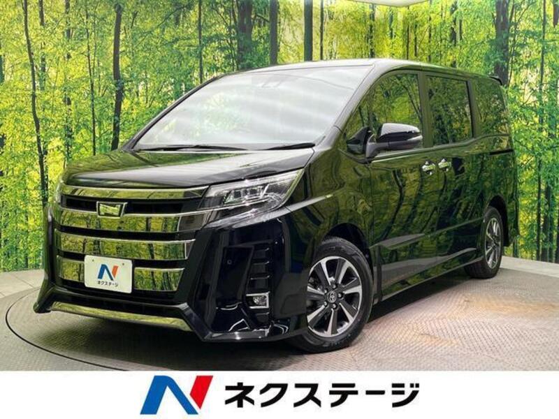 TOYOTA NOAH