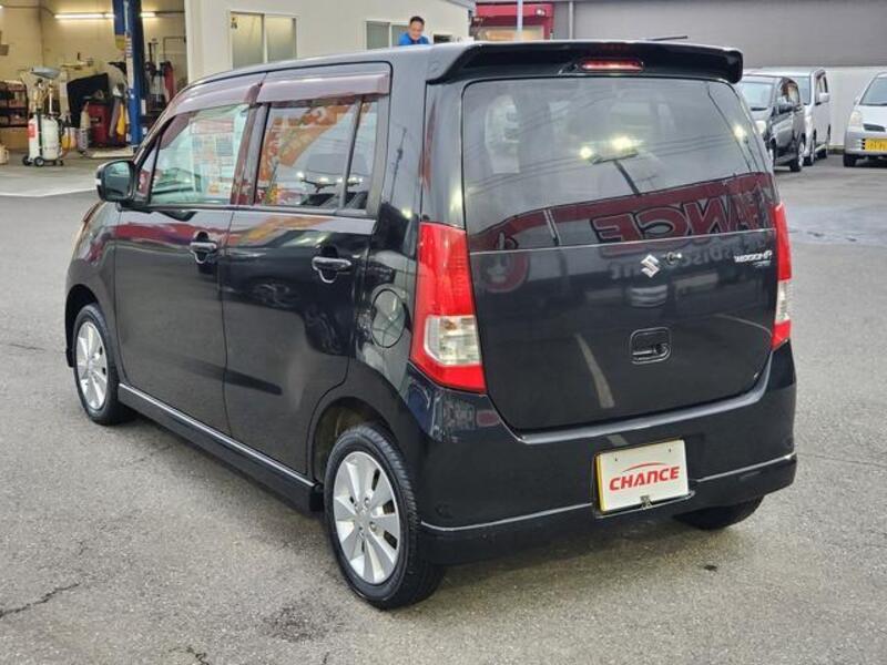 WAGON R