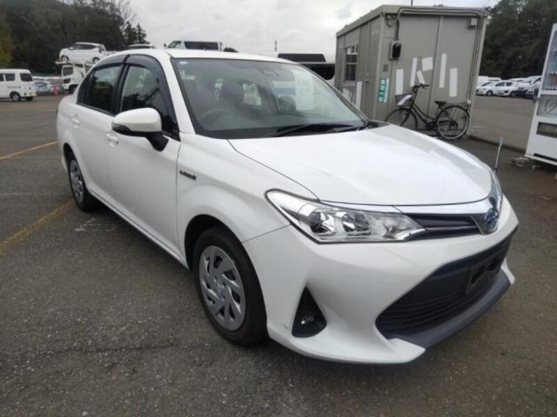 COROLLA AXIO