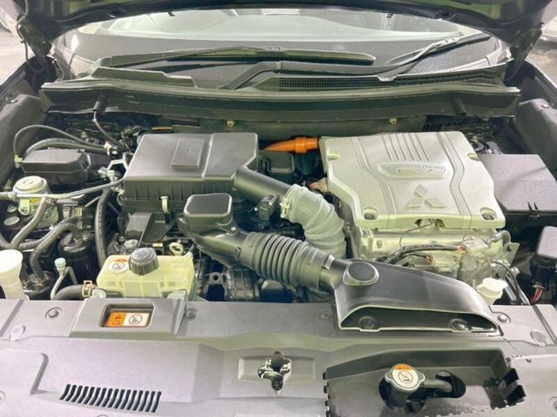 OUTLANDER PHEV