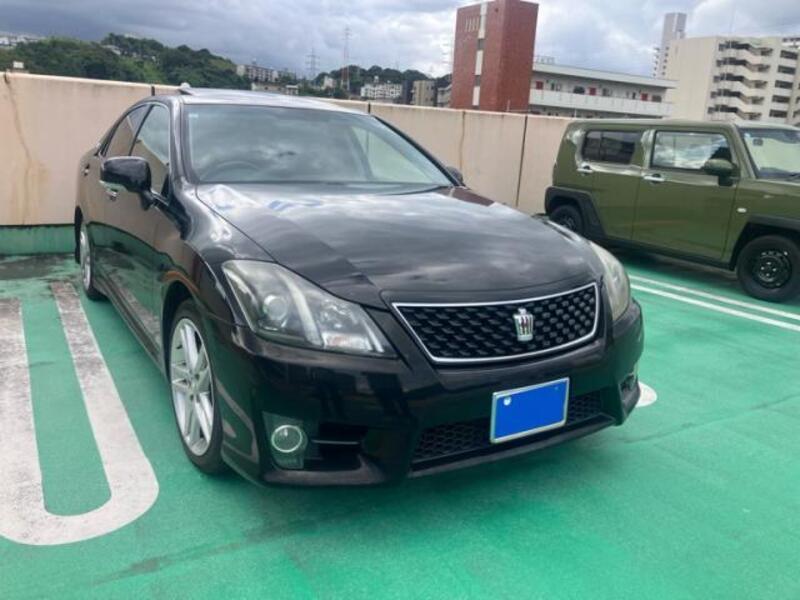 TOYOTA CROWN
