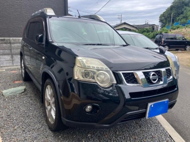 X-TRAIL-0